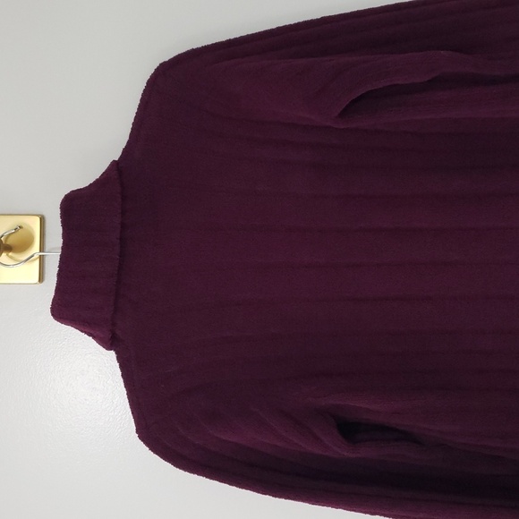 Royal Robbins Women Turtleneck Sweater Small Purple Wine Merlot Outdoor Soft - Picture 6 of 10